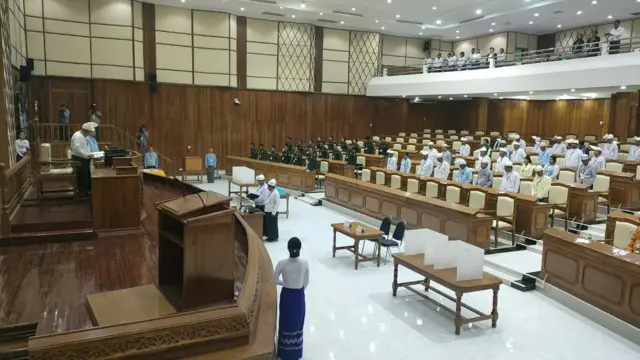 မန္တလေးတိုင်းဒေသကြီးလွှတ်တော်