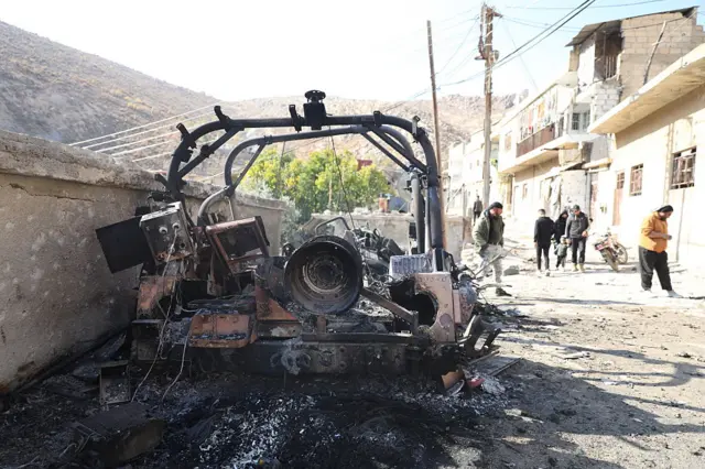 नवंबर 2025 में दक्षिणी सीरिया में इसराइल के हमले की तस्वीर