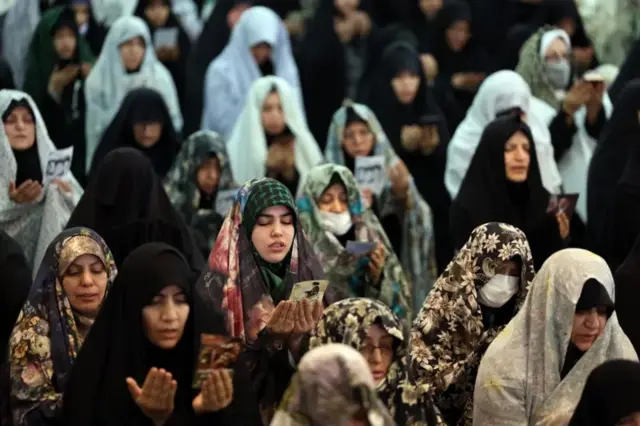 تهران کې د کوچني اختر لمونځ