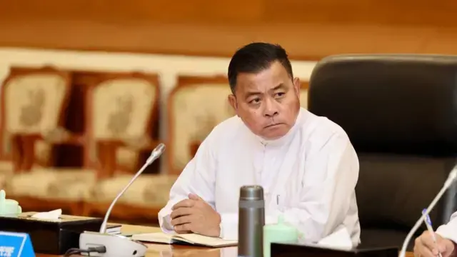 ကာကွယ်ရေးဦးစီးချုပ်(ကြည်း) အဖြစ် ရာထူးတိုးမြှင့်ခံထားရတဲ့ ဗိုလ်ချုပ်ကြီးရဲဝင်းဦး