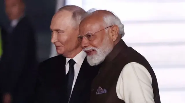 नरेंद्र मोदी और व्लादिमीर पुतिन