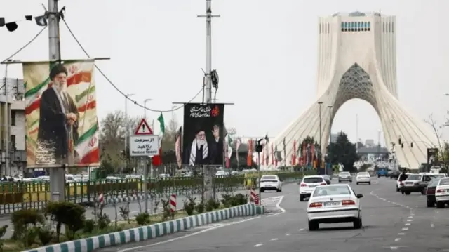 میدان آزادی تهران