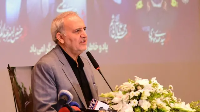 အီရန်သံအမတ်ကြီး ရေဇာအမ်မီရီ မော့ဂါဒန်