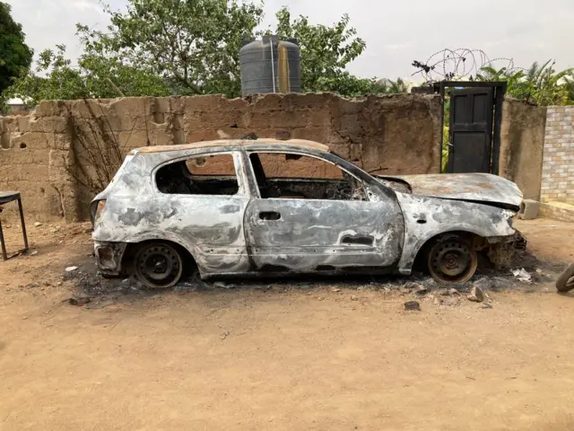 ụgbọala a kpọrọ ọkụ mgbe ndị na-achị ehị bịara ọgwụ mmegwara