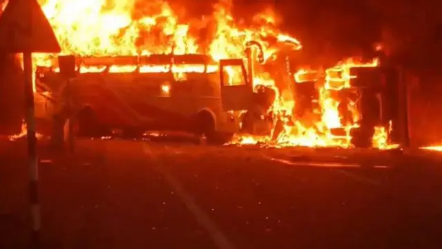 பேருந்து விபத்து