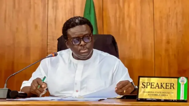 Foto Onyeisi ụlọomeiwu Anambra Steeti bụ Somtochukwu Udeze