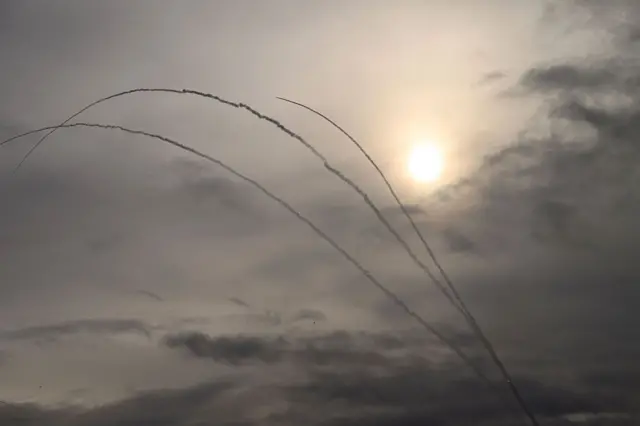 ဒေသတွင်း နိုင်ငံတွေချင်းတိုက်ခိုက်မှုတွေဆက်ရှိ