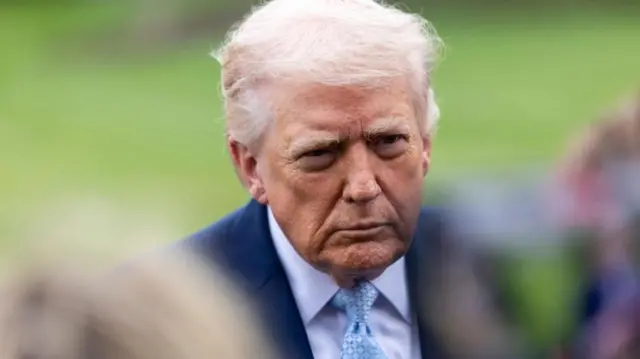 যুক্তরাষ্ট্রের প্রেসিডেন্ট ডোনাল্ড ট্রাম্প