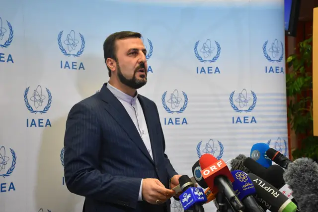 غریب آبادی