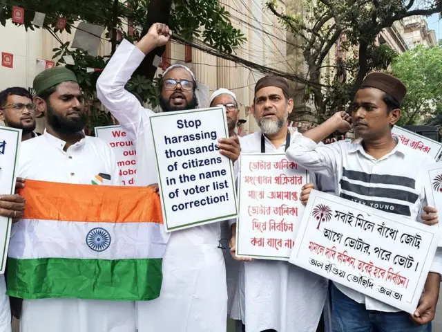 ভোটার তালিকা নিয়ে বিক্ষোভ বাড়ছে পশ্চিমবঙ্গে - ফাইল ছবি