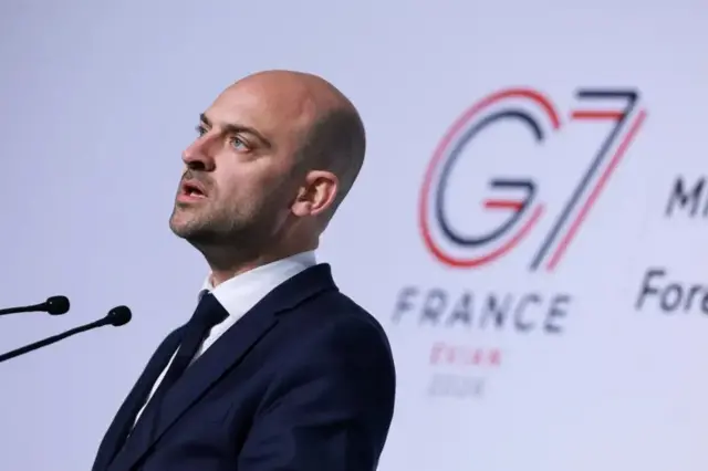 Jean-Noel Barrot, Wasiirka arrimaha dibadda Faransiiska