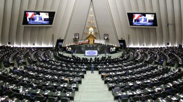 مجلس شورای اسلامی ایران از نمای بالا