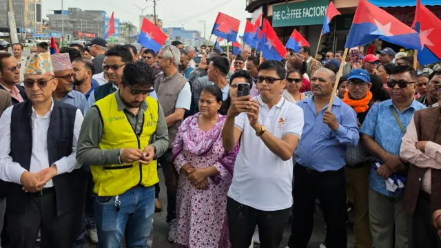 केपी शर्मा ओलीलाई पक्राउ गरेपछि चितवनमा भएको विरोध प्रदर्शन