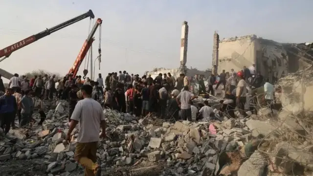 حمله بر مکتب میناب در نخستین روز جنگ امریکا و اسرائیل با ایران صورت گرفت