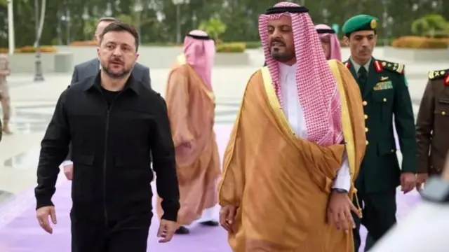 د اوکرایین ولسمشر منځني ختیځ ته تللی