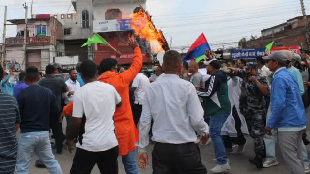 नेपालगन्जमा एमाले कार्यकर्ताको प्रदर्शन