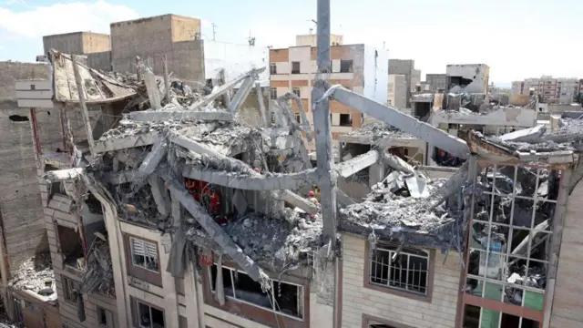 በኢራን በተፈጸመ ጥቃት የፈረሰ የመኖርያ ሕንጻ