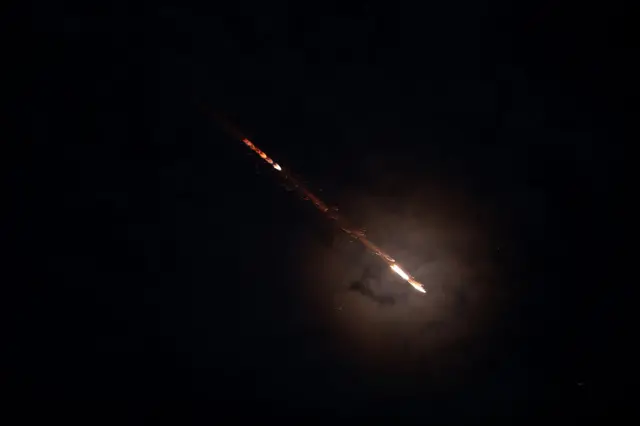 ईरान से इसराइल पर दागी गई मिसाइल