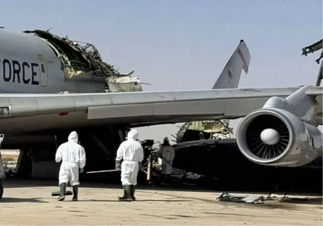 বিধ্বস্ত মার্কিন এডব্লিউএসিএস বিমান