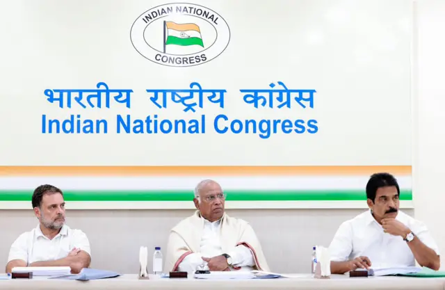 राहुल गांधी, मल्लिकार्जुन खड़गे और केसी वेणुगोपाल