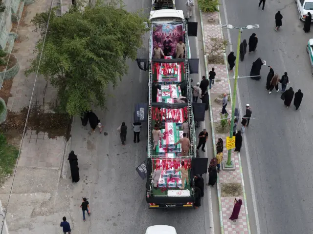 Похороны погибших при ударе по городу Минаб