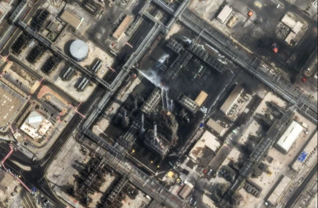 عکس از آسیب به پالایشگاه نفتی در عربستان