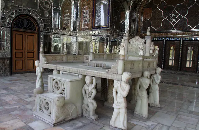 قصر غولستان التاريخي