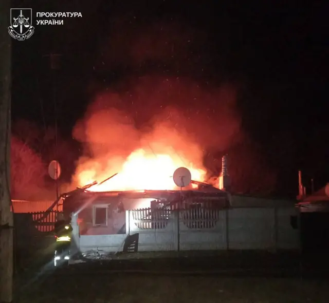 Последствия одной из атак в Харьковской области — фото прокуратуры