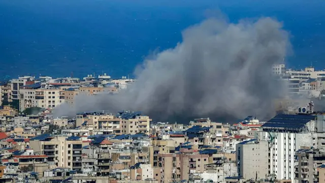 لبنان میں اسرائیلی فضائی حملوں کے مناظر