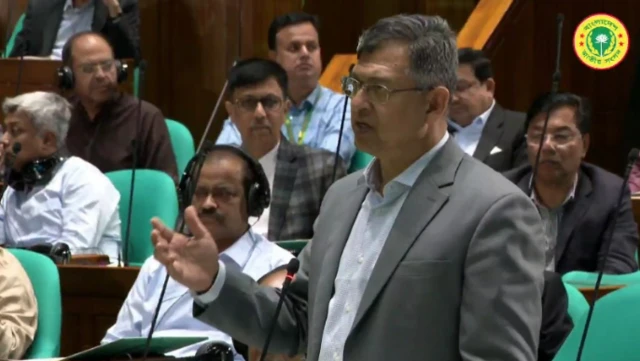 স্বরাষ্ট্রমন্ত্রী সালাহউদ্দিন আহমদ