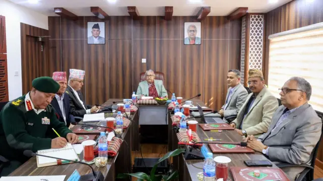 राष्ट्रिय सुरक्षा परिषद्‌को बैठक