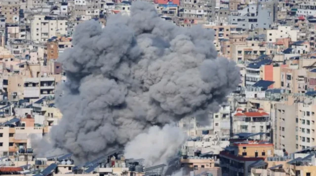 தெஹ்ரானின் அரசு இலக்குகள் மீது ‘பெரியளவிலான தாக்குதல்களை’ நிகழ்த்தியதாக, இஸ்ரேலிய பாதுகாப்பு படைகள் தெரிவித்தன.