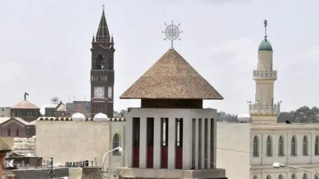 ቀንዲ ሃይማኖታዊ ትእምርቲ ኣስመራ ዝኾና ህንጻታት