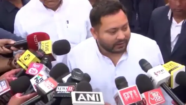 तेजस्वी यादव