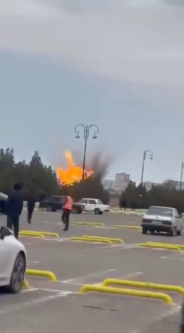 Взрыв после атаки беспилотника в аэропорту Нахичевани