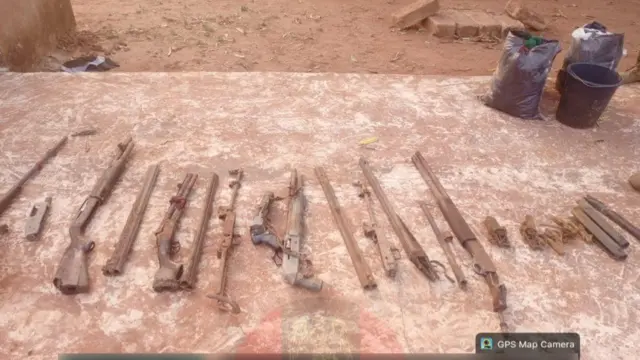 Ọtụtụ egbe ntụ ndịagha kpachiri n'ogige ndị ESN