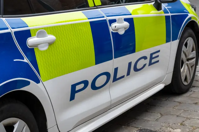 Londra polis teşkilatına ait bir polis aracı.