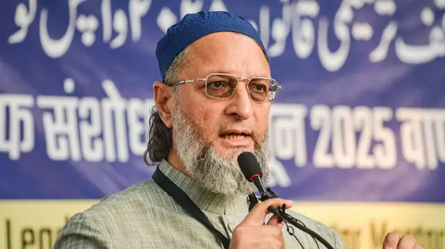 ओवैसी