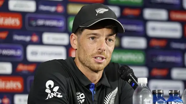 मिचेल सैंटनर