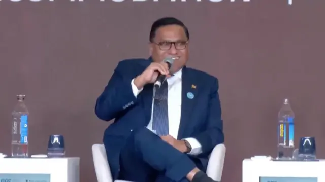 විදේශ කටයුතු අමාත්ය විජිත හේරත්