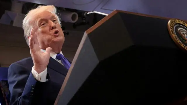 Pirezidant Donaald Tiraamp