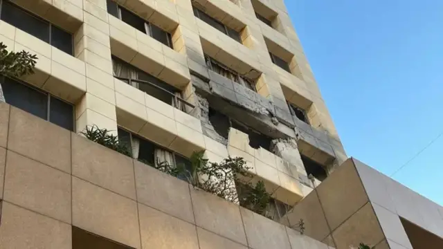 Quarto de hotel atingido em Beirute
