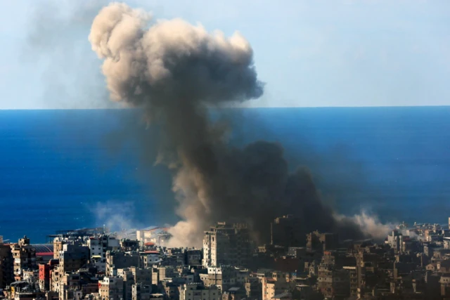 تصاعد الضدخان جراء هجمات على جنوب لبنان
