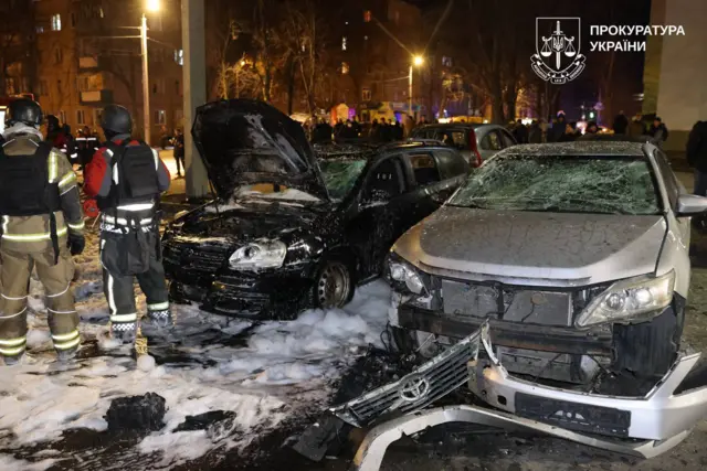 Последствия удара дрона в жилой квартал Харькова