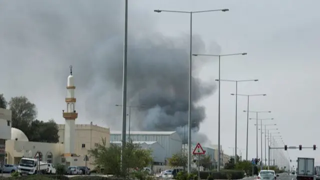 انفجار در دوحه و دود سیاه در آسمان