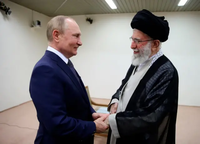 Putin hamwe na Ayatollah Ali Khamenei mu 2022