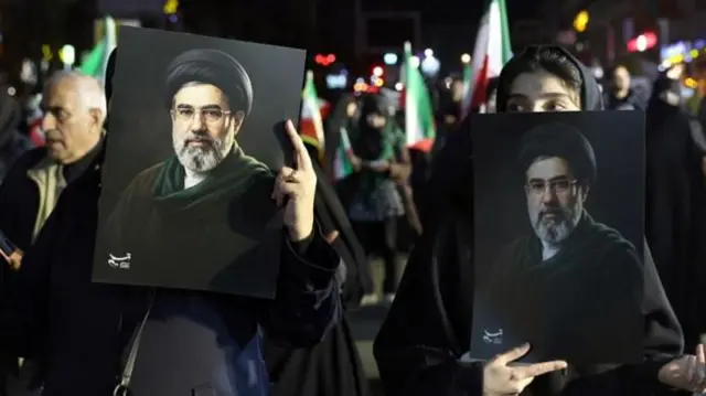 صور للمرشد الأعلى الجديد لإيران