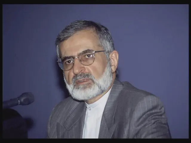 صورة أرشيفية لوزير الخارجية الإيراني السابق كمال خرازي