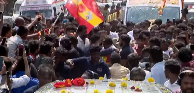 காரைக்குடி, விஜய் பிரசாரம், சைக்கிளில் விஜய், தமிழ்நாடு சட்டமன்ற தேர்தல்