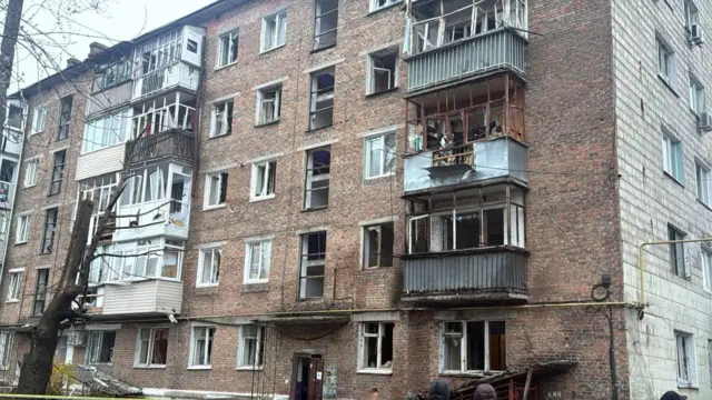 Издание «Суспільне Суми» опубликовало фото поврежденного дома